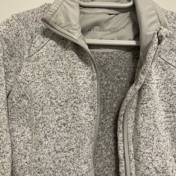 Grey zip up fleece sweatee. Size M - Picture 2 of 2